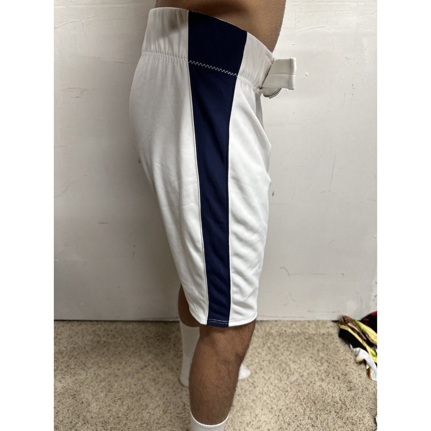 Men’s White Under Armour XL Football Pants