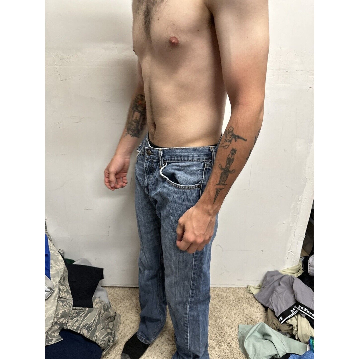 Men’s Levi’s 559 Blue Jeans 33 X 32