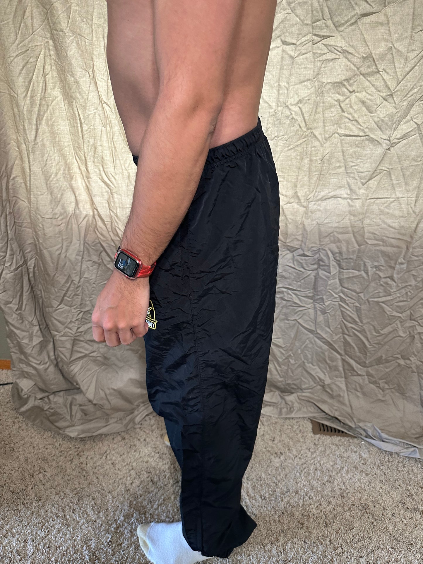 Men’s army pt pants black tag faded fits like a small long