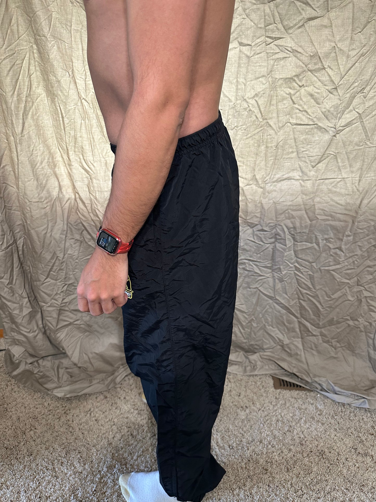 Men’s army pt pants black tag faded fits like a small long