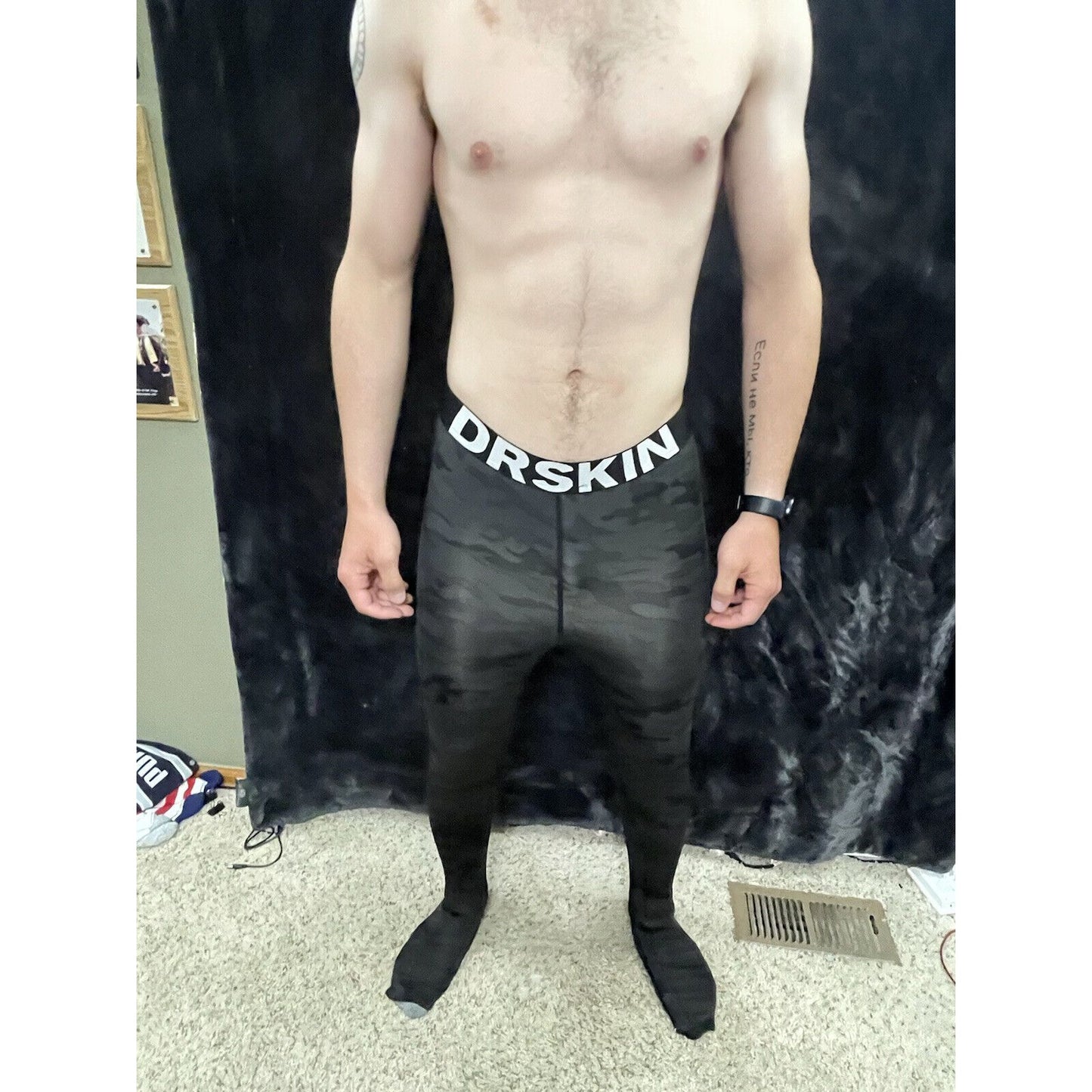Men’s DRSKIN Black Camo Large Bsse Layer Compression Pants