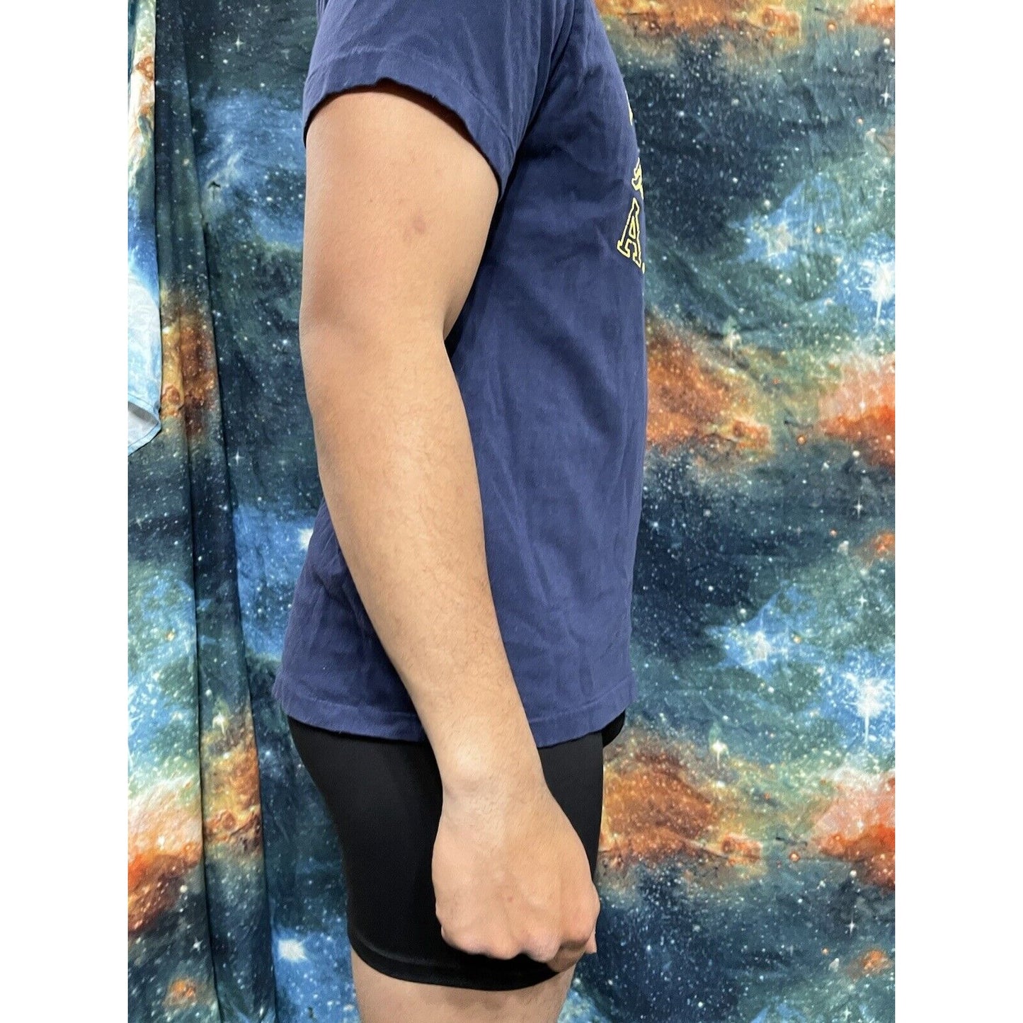 Men’s AE Athletics Navy Blue T Shirt medium