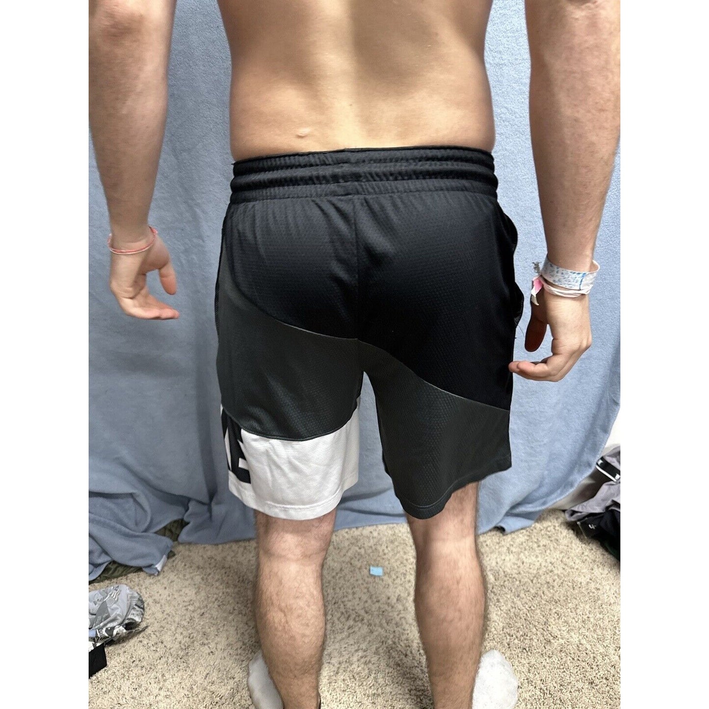 Men’s Nike Black Gray White Small Dri Fit Shorts With Pockets