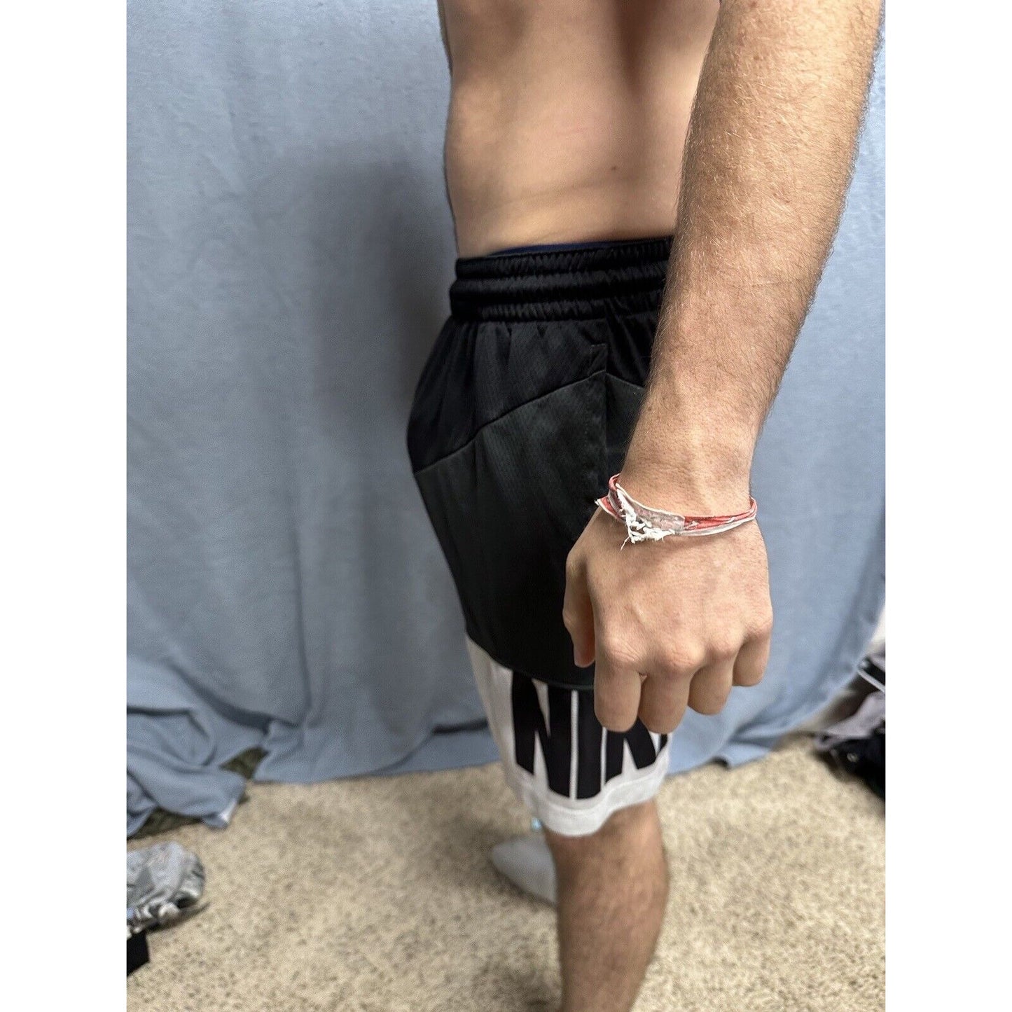 Men’s Nike Black Gray White Small Dri Fit Shorts With Pockets