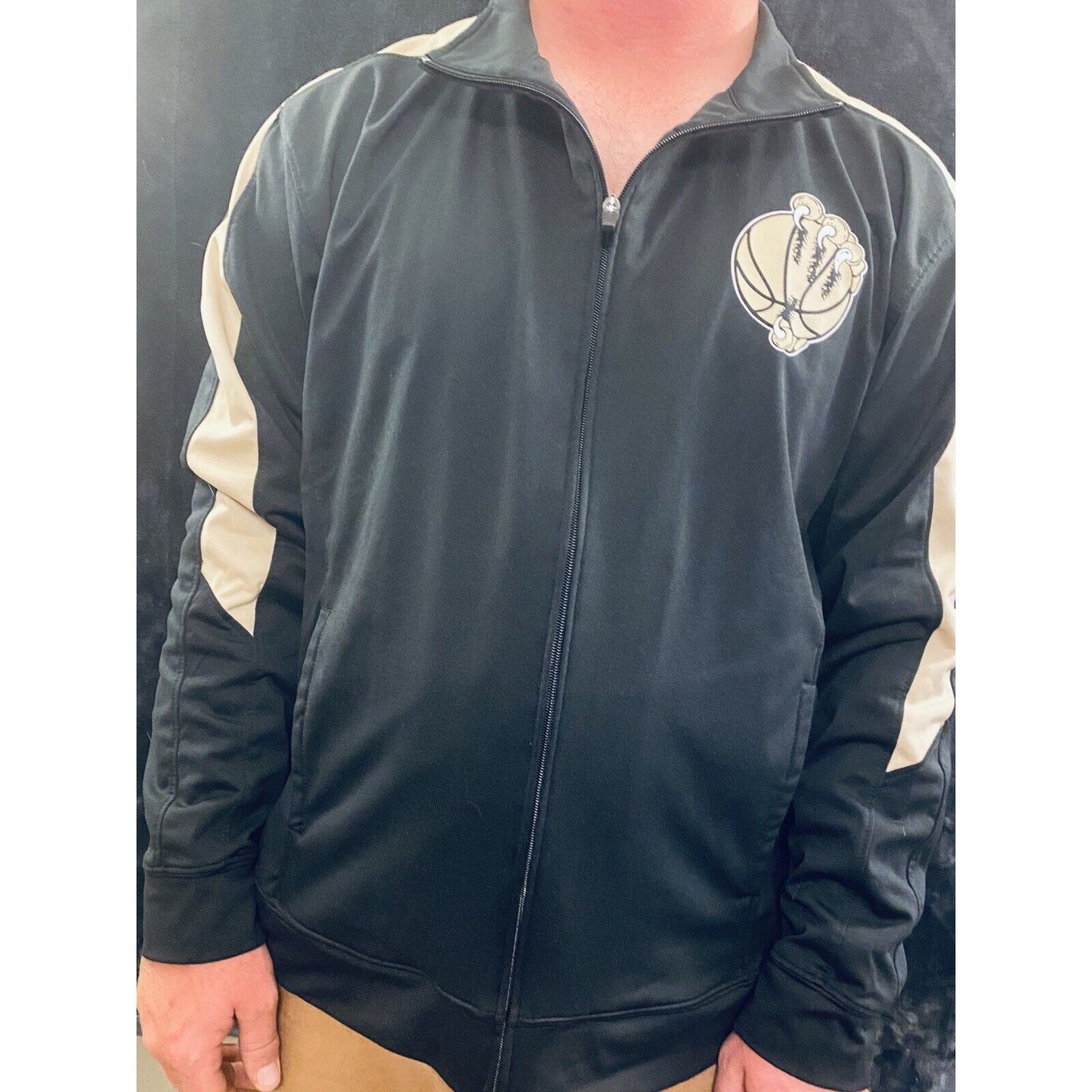 Augusta Sportswear Large Full-Zip Black Fleece Graphic (tiger on Ball) Jacket.