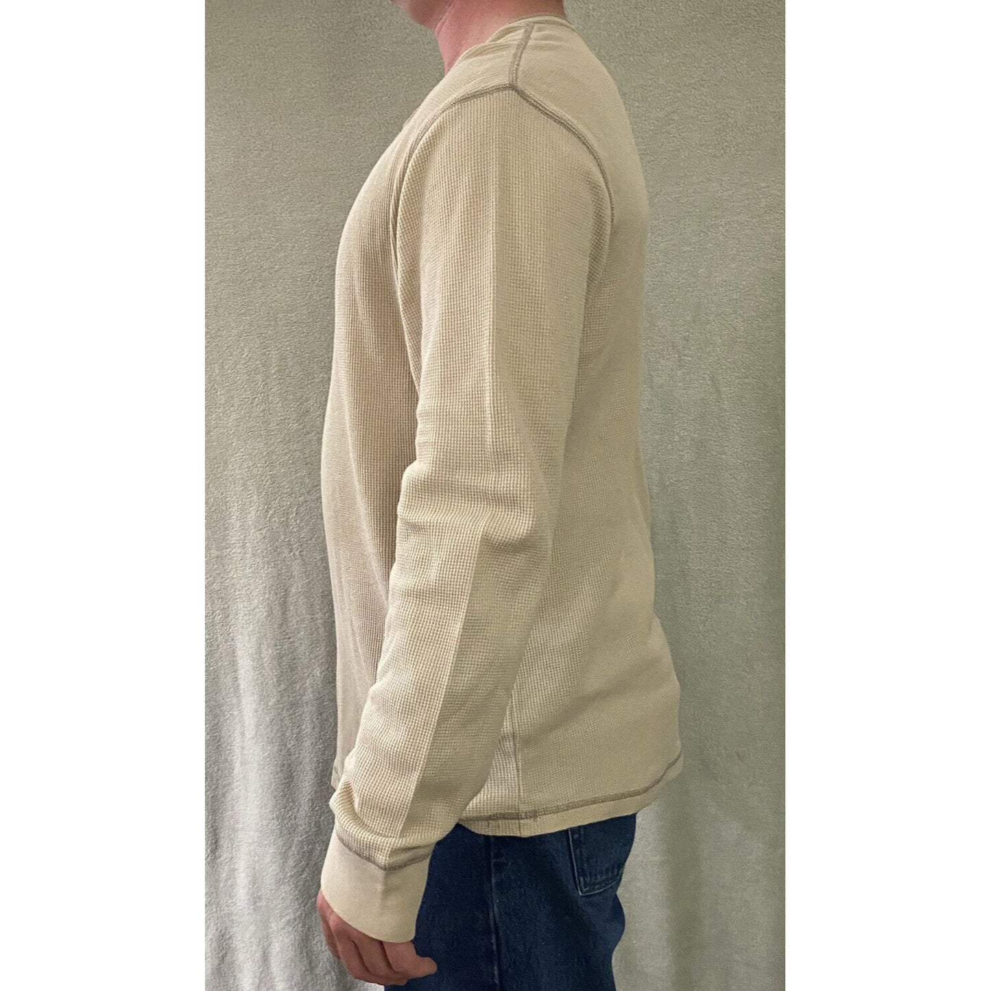 Old Navy Men’s XL Beige Oatmeal Long Sleeves Pullover Henley Shirt