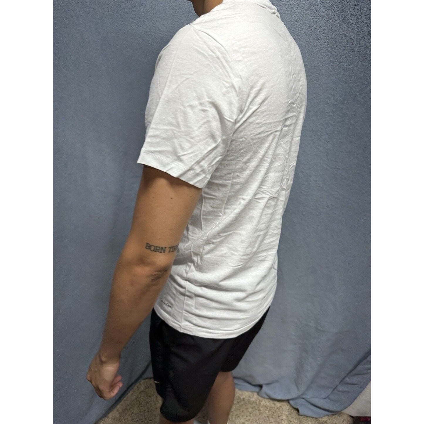 Men’s White Calvin Klein Small Classic Fit Undershirt