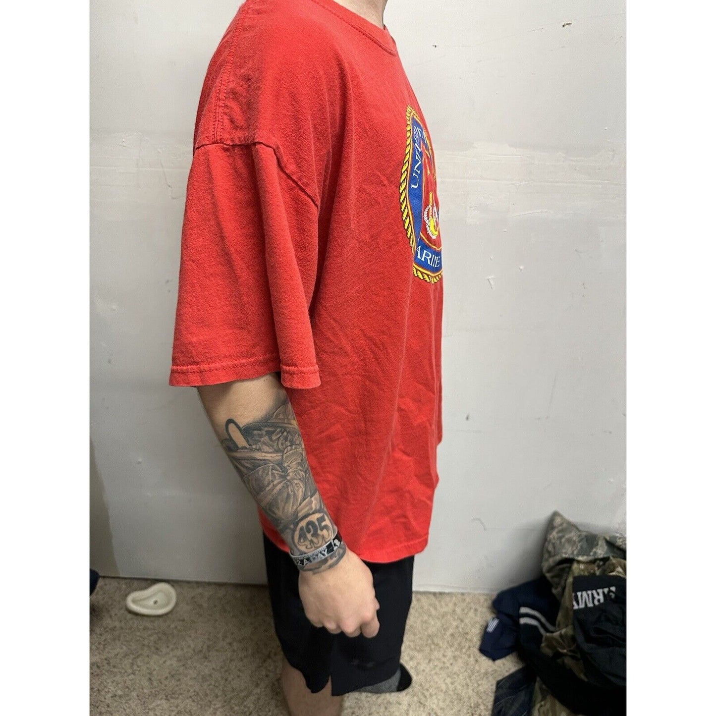 Men’s XL Red Marines USMC Tshirt Gildan
