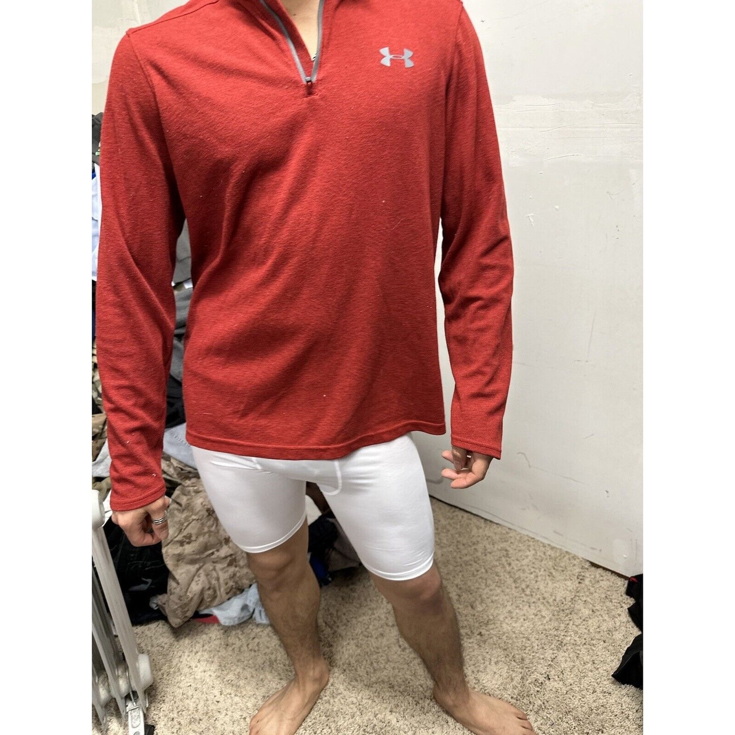 Men’s Red Loose Medium Under Armour 1/4 Zip Pull Over