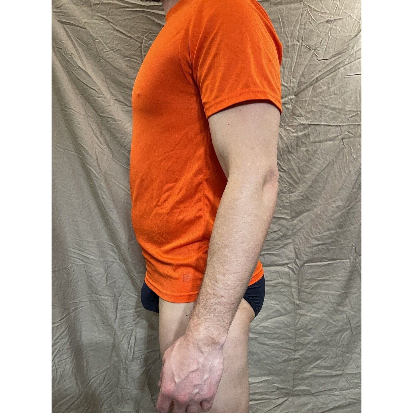 Men's augusta sportswear medium orange compression shirt