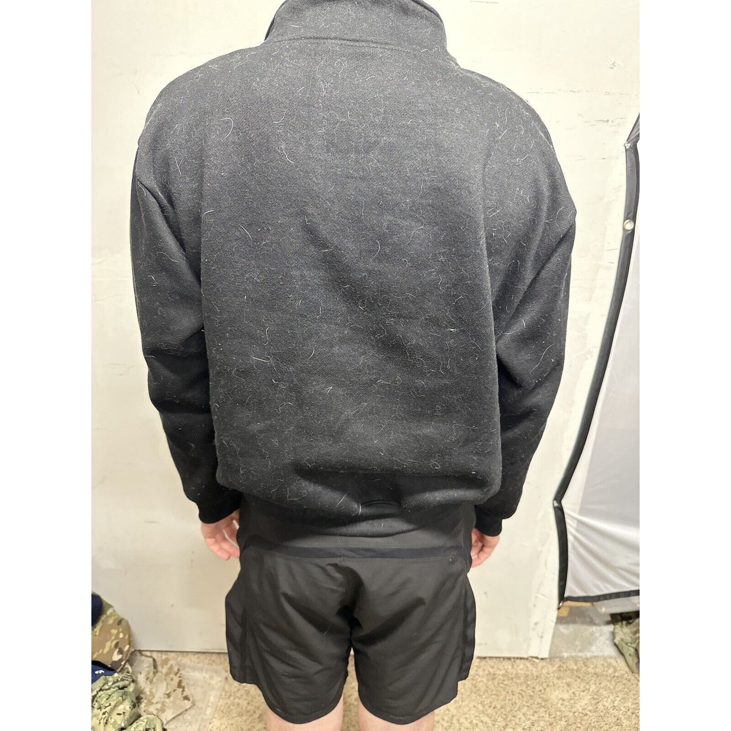 Men’s Black Medium Us Army 1/4 Zip Poly Cotton Pullover Sweater