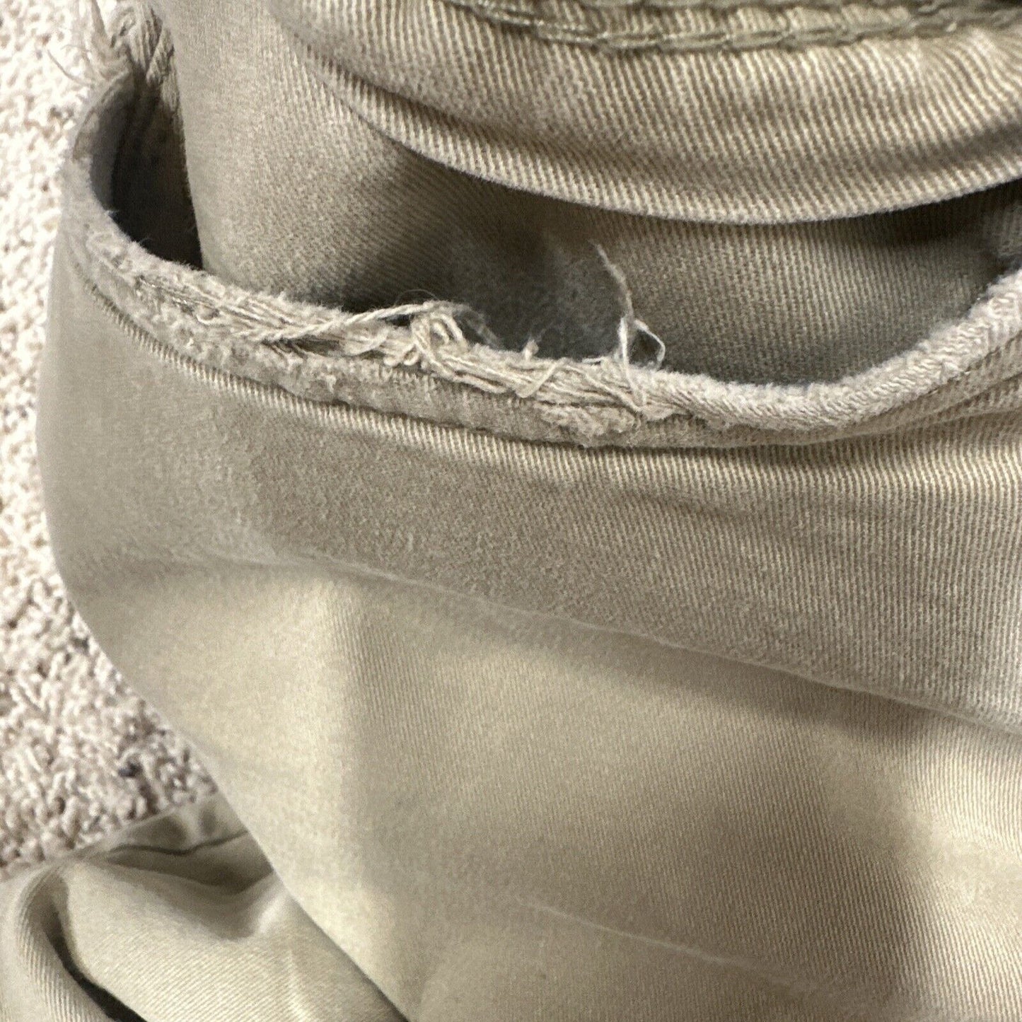 Men’s Khaki Denizen Levi’s 231 Athletic Fit 32”x32”