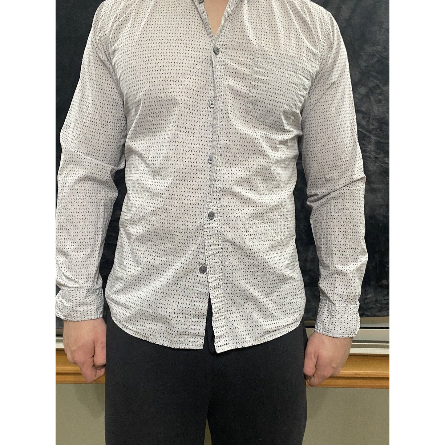 Mossimo Slim Fit Men’s Medium Gray with Black Confetti Button-down Long Sleeves