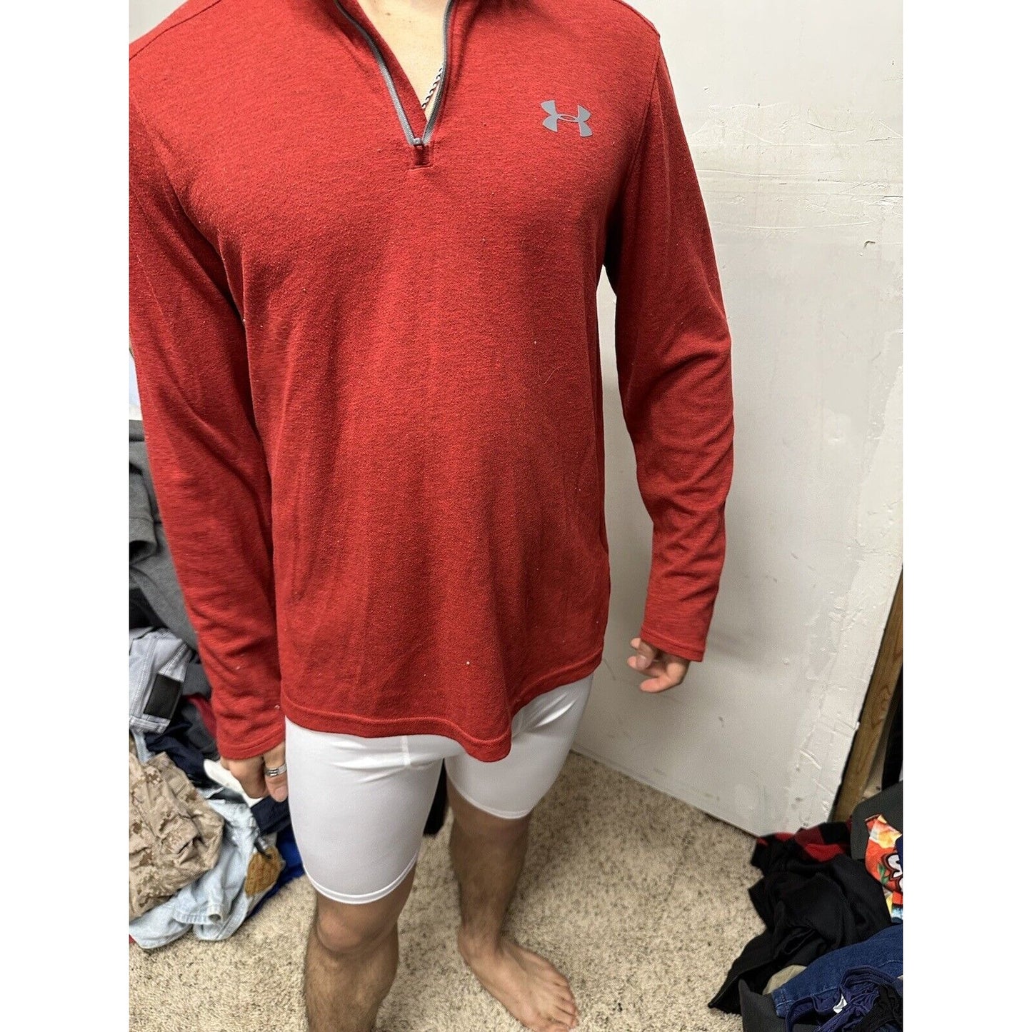 Men’s Red Loose Medium Under Armour 1/4 Zip Pull Over