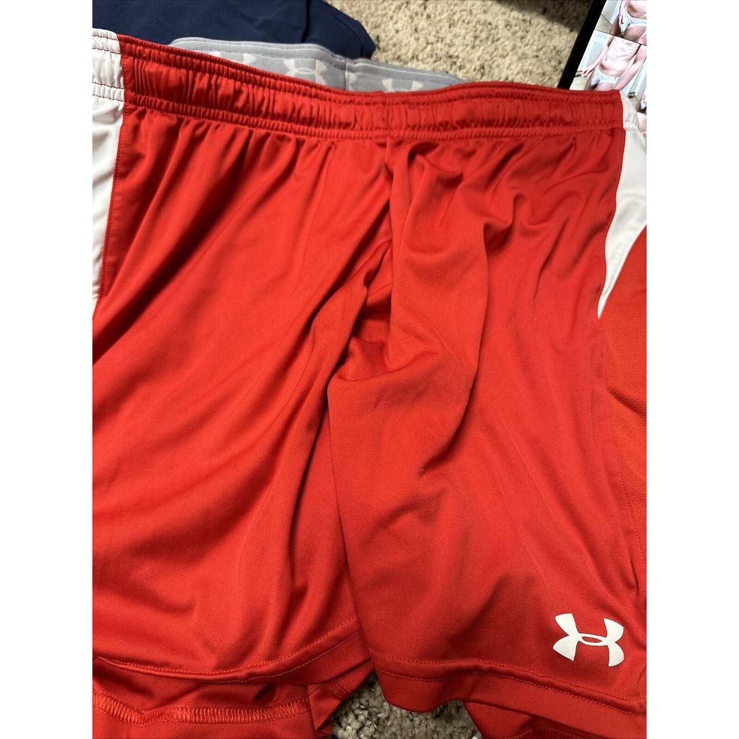 men’s medium under armour red and white athletic shorts