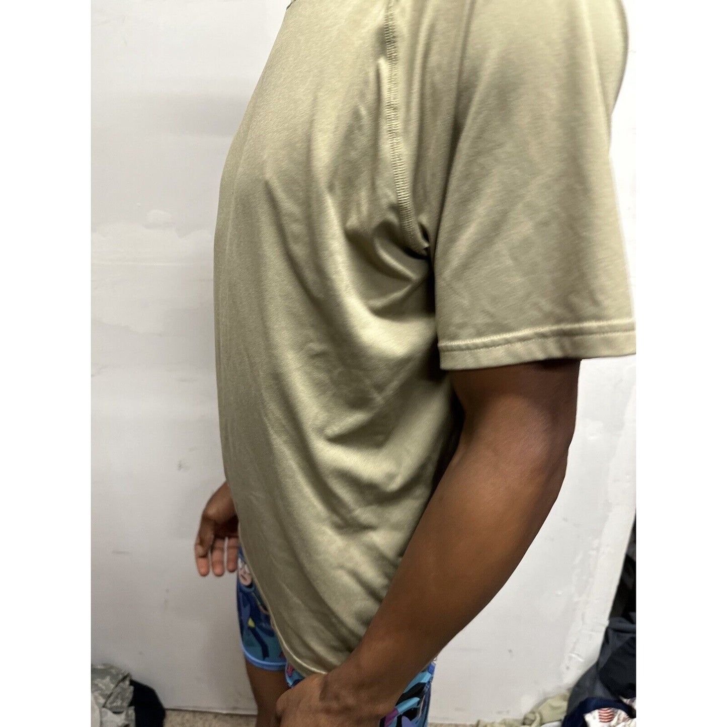 Men’s Ocp Tshirt Under Armour Medium Tactical Shirt Sleeve Shirt Coyote Brown