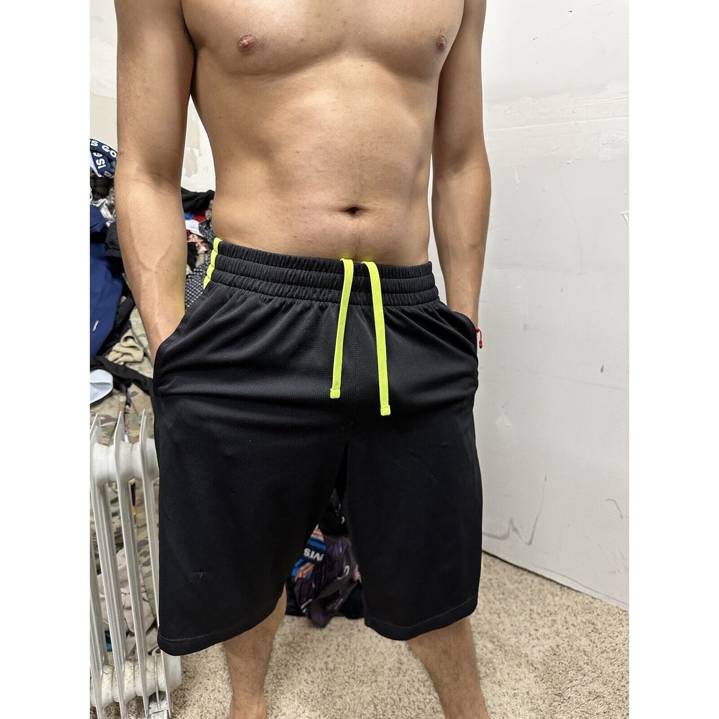 Men’s Black And Neon Yellow Xersion Medium Athletic Shorts With Pockets