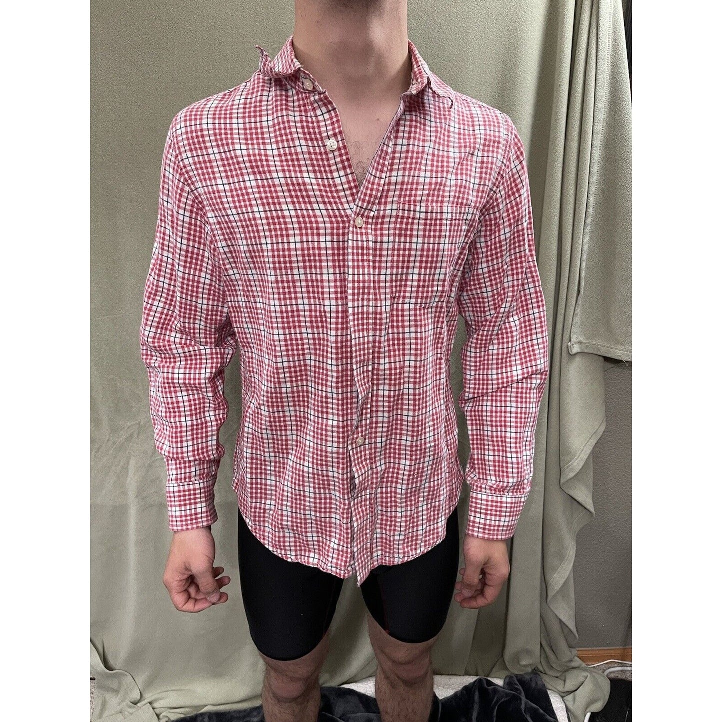 Banana Republic Men's Classic Long Sleeve Shirt Size Medium Plaid Red Gray White