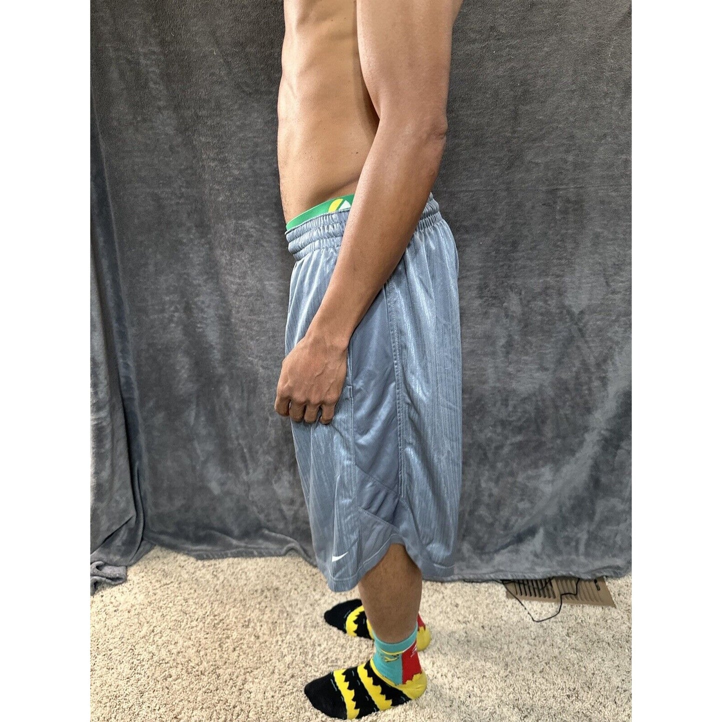 Men’s Nike XL Shorts With Pockets Gray