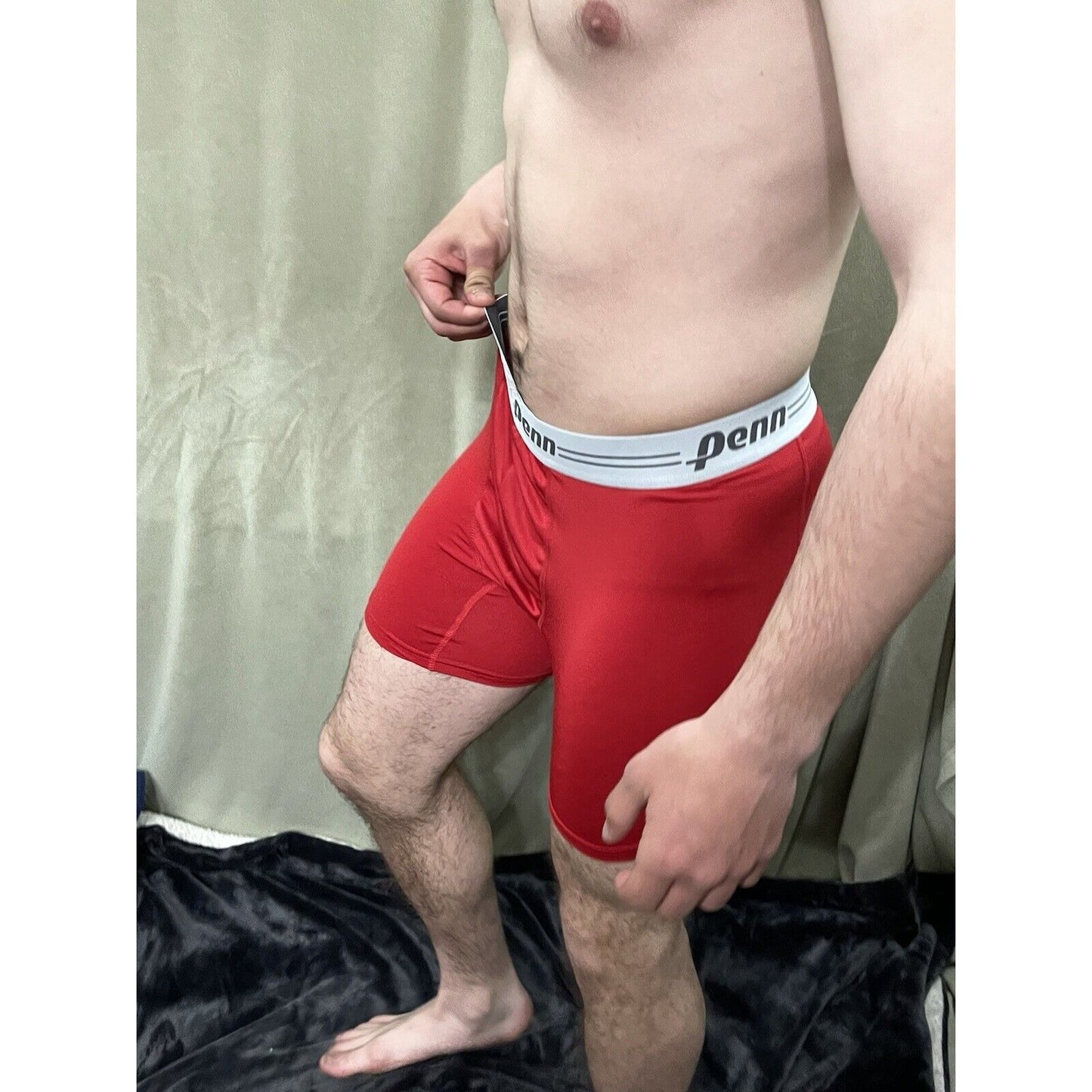 Men’s Red Penn Compression Shorts Medium 10% Spandex