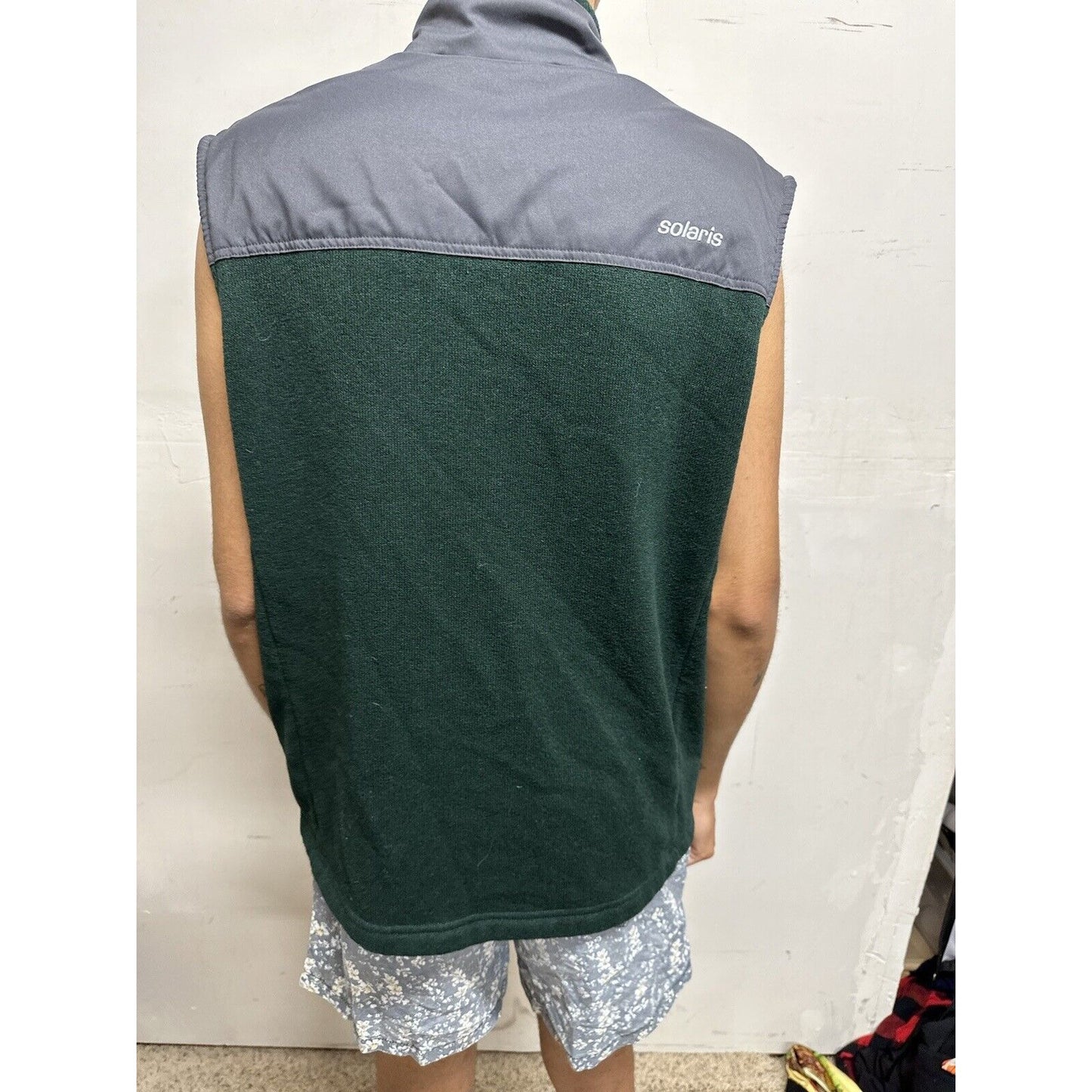 Men’s Large Green Solaris Sleeveless Vest Full Zip