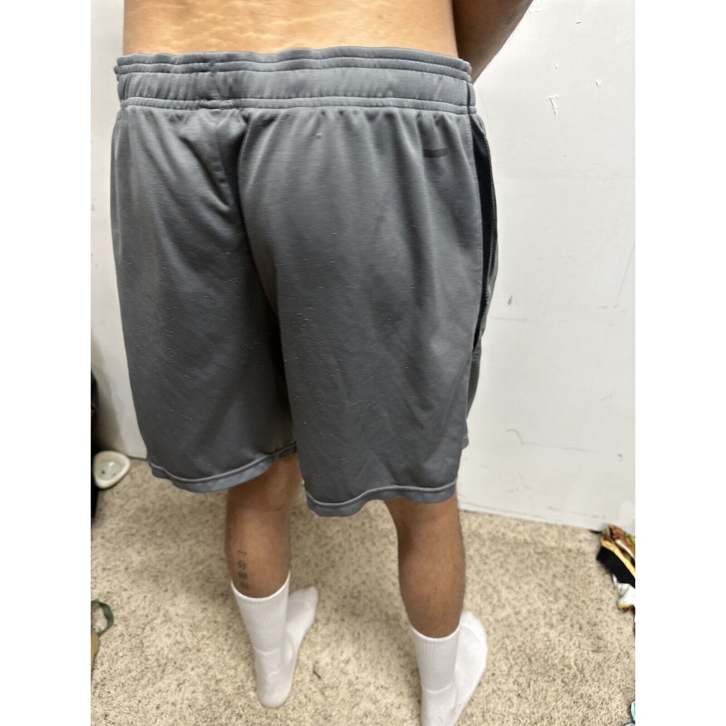 Men’s Large Gray Champion Athletic Shorts
