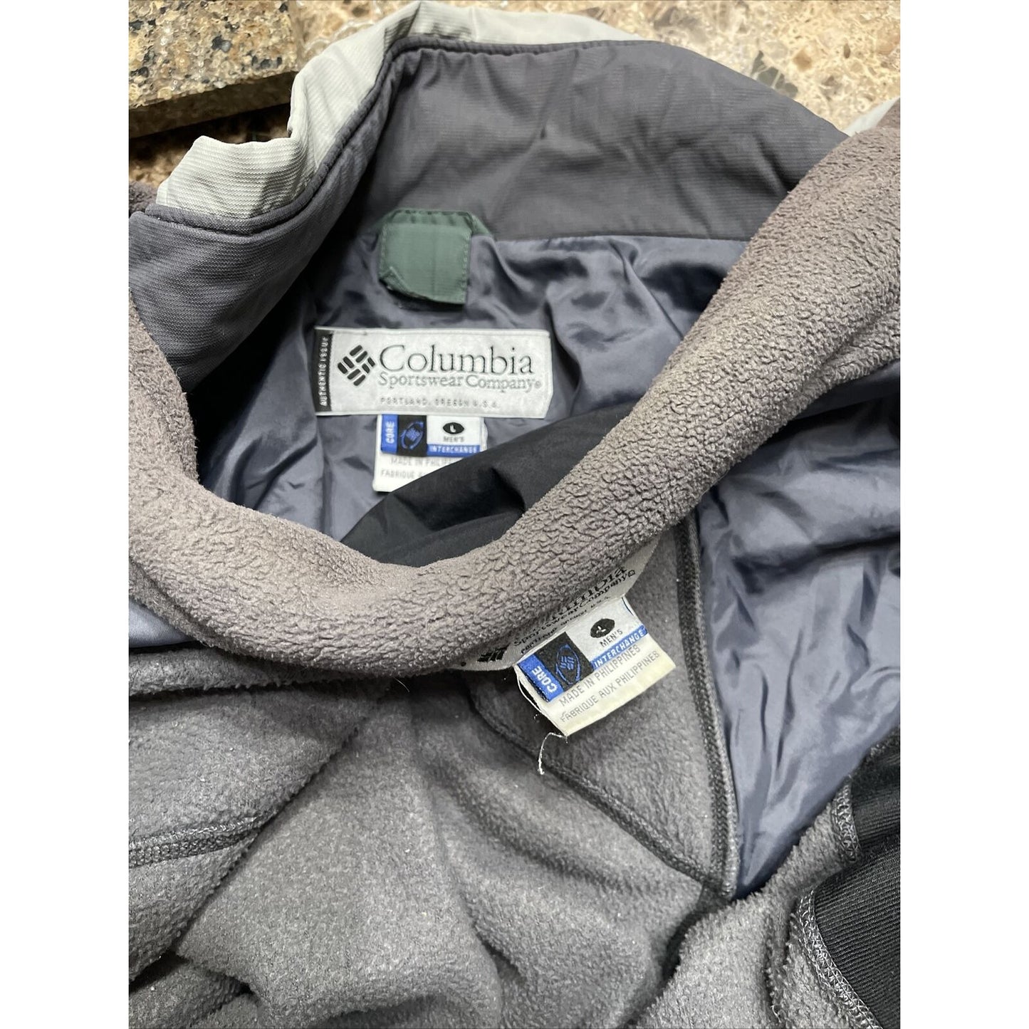 Men's Columbia Core Interchange Large green and gray Snow Jacket Zip And Buttons