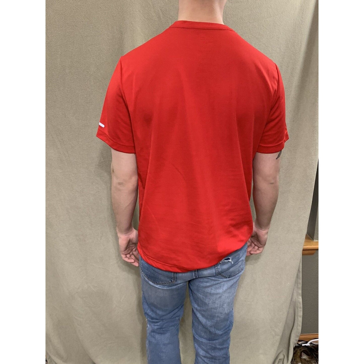 Athletic Works Mens Medium Regular Fit Quick Dry Tee Shirt Red