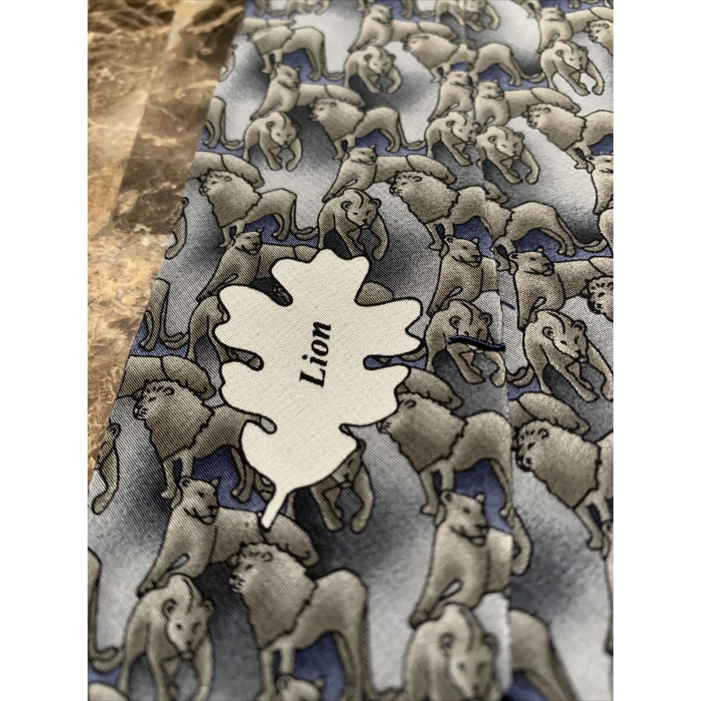 THE NATURE CONSERVANCY Silk Tie. Lion Motif.