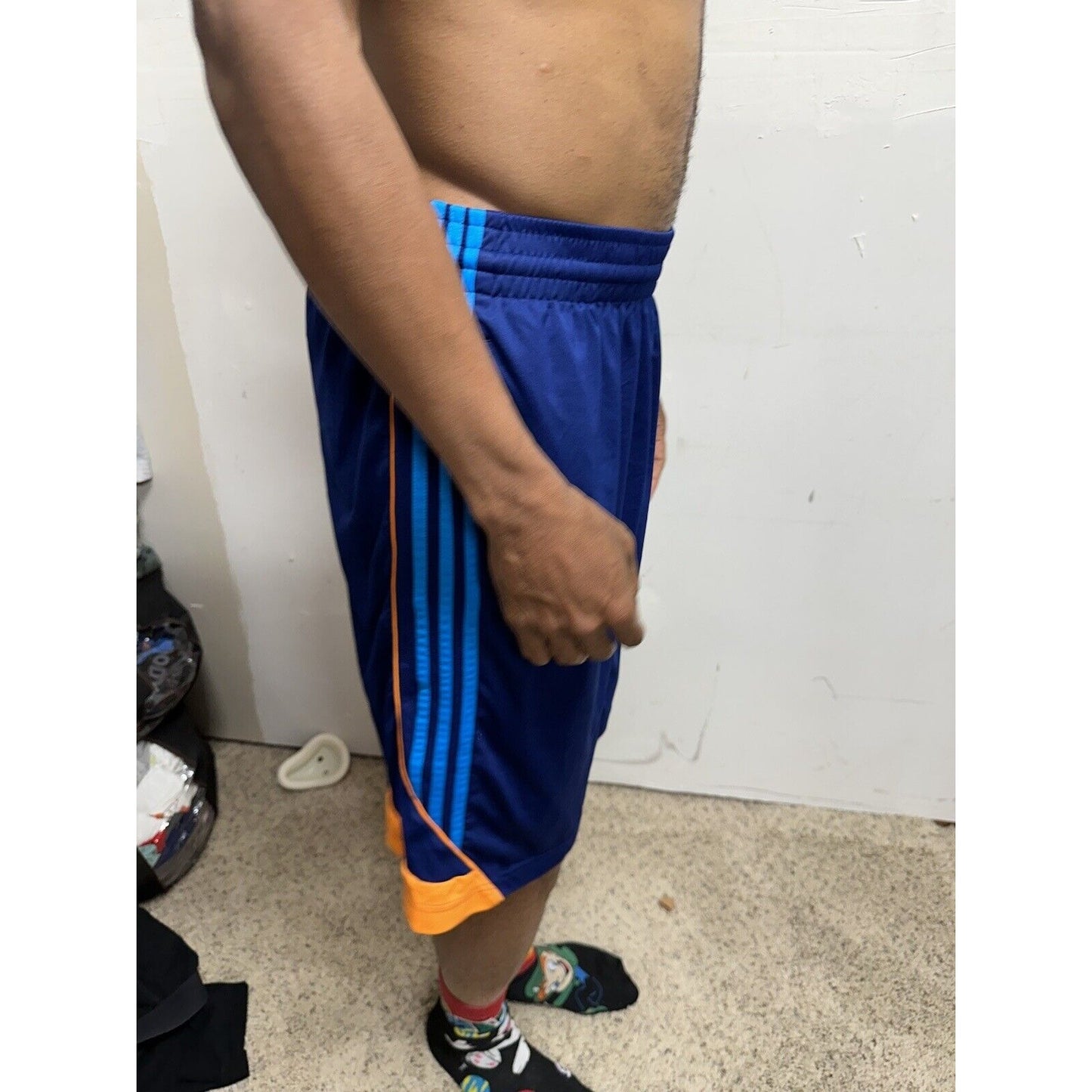 Men’s Medium Adidas Clima Lite Blue Athletic Shorts With Pockets