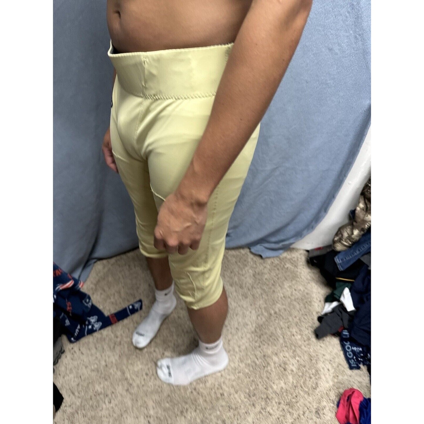 Men’s Gold Rawlings Football Pants Nylon And Spandex Size Large