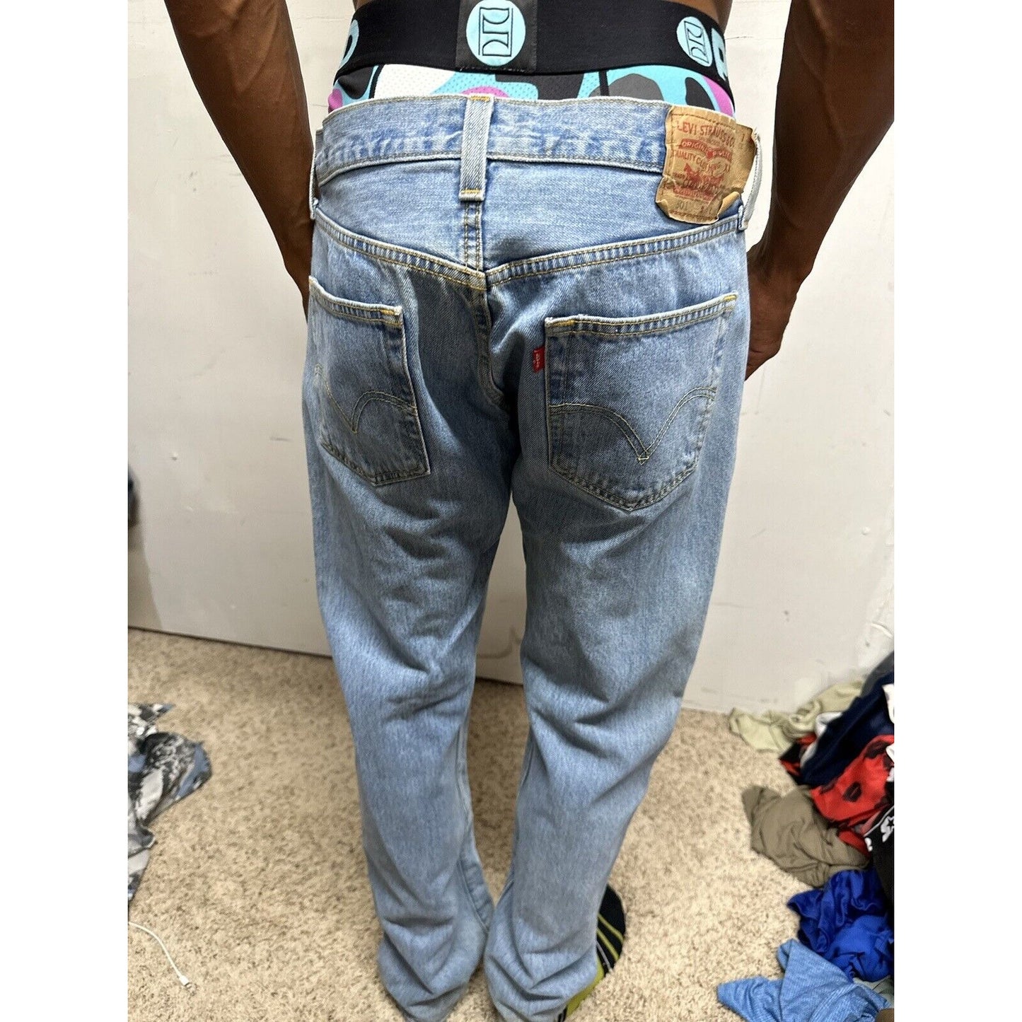 Men’s Blue 501 Levi’s Button Fly Jeans 34 X 32