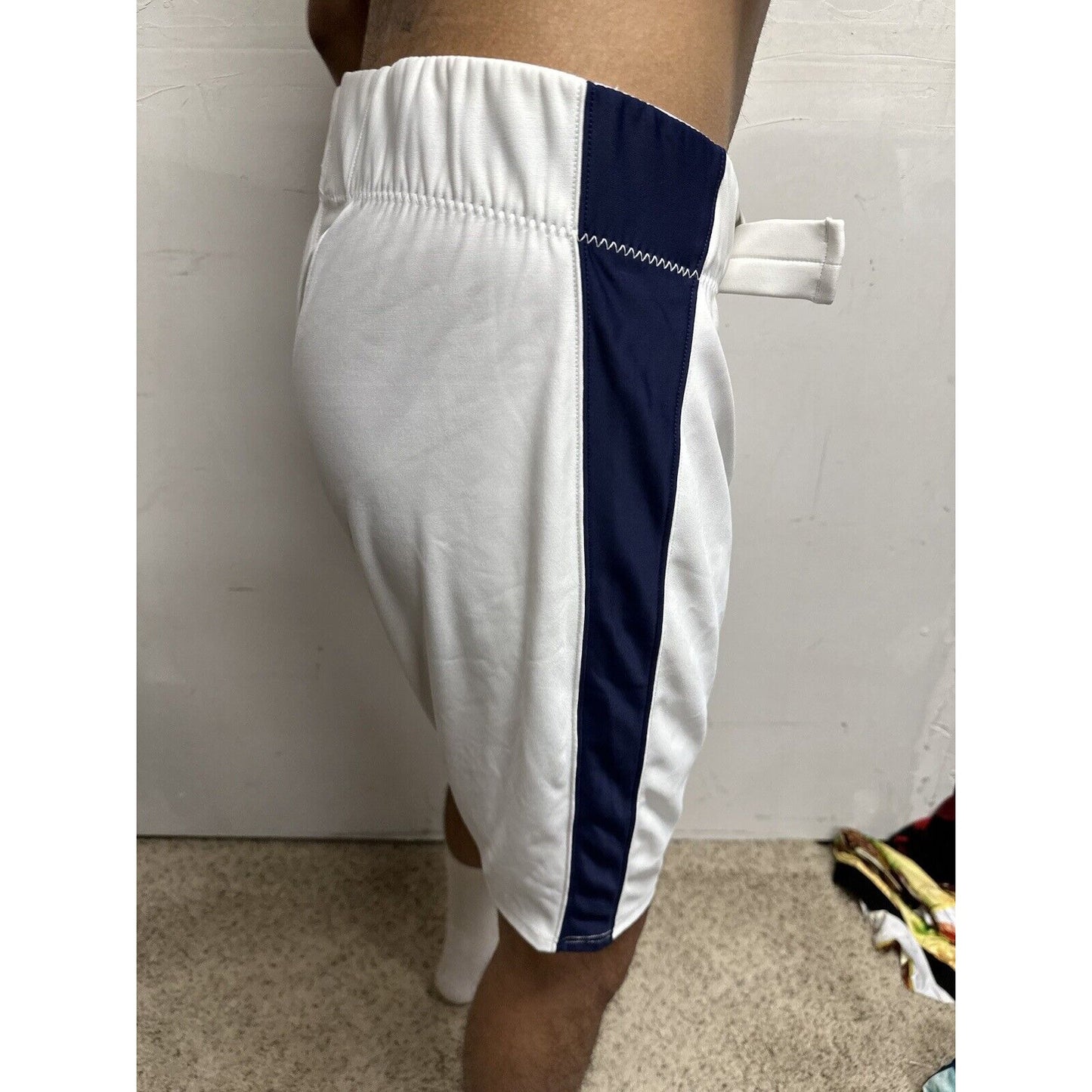 Men’s White Under Armour XL Football Pants