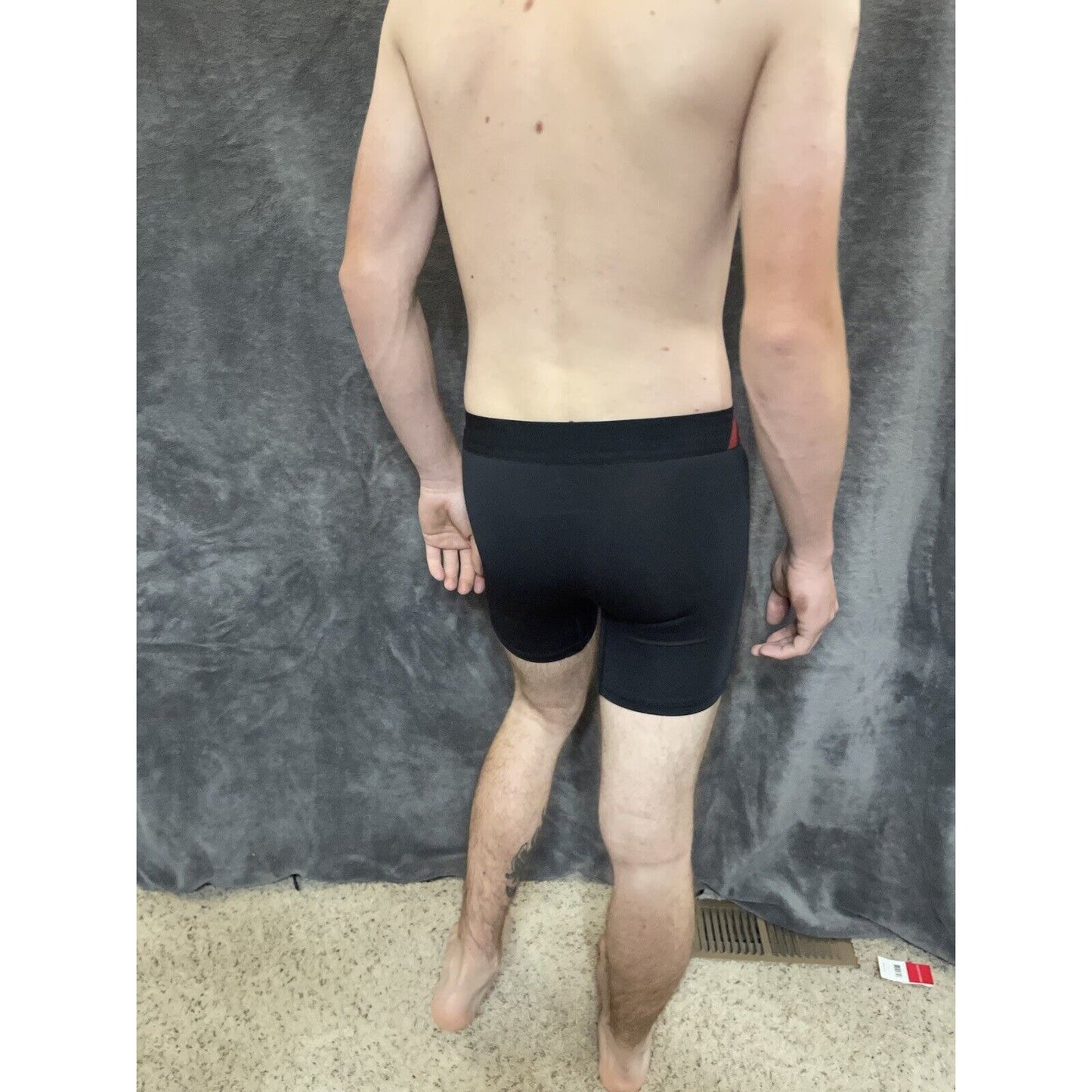 men's black volcom 15% spandex compression boxer brief Small