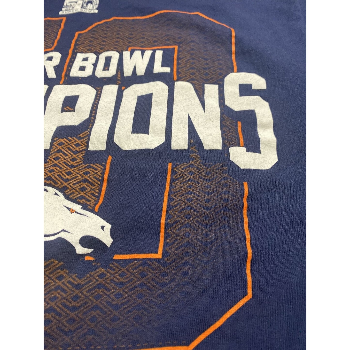 Denver Broncos Super Bowl 50 Champions Delta Pro Weight Men’s Large Cotton Shirt