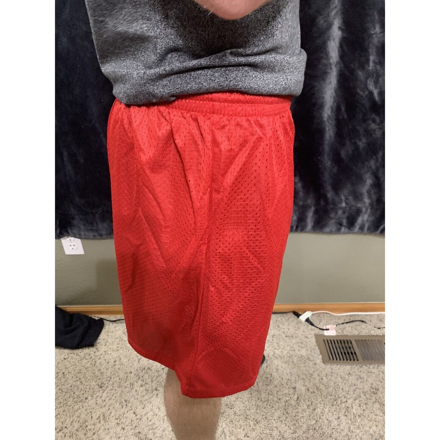 AI Sport Red Mesh Workout Basketball Shorts Men’s XL