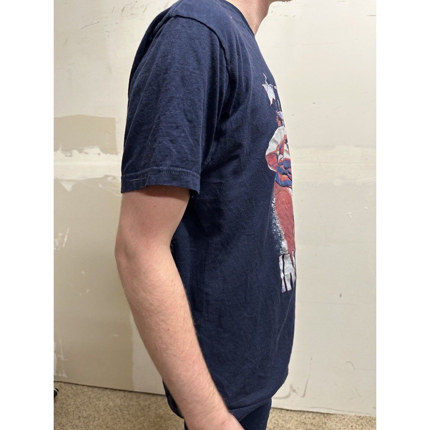 men’s tultex large dark blue incredible hulk tshirt short sleeve