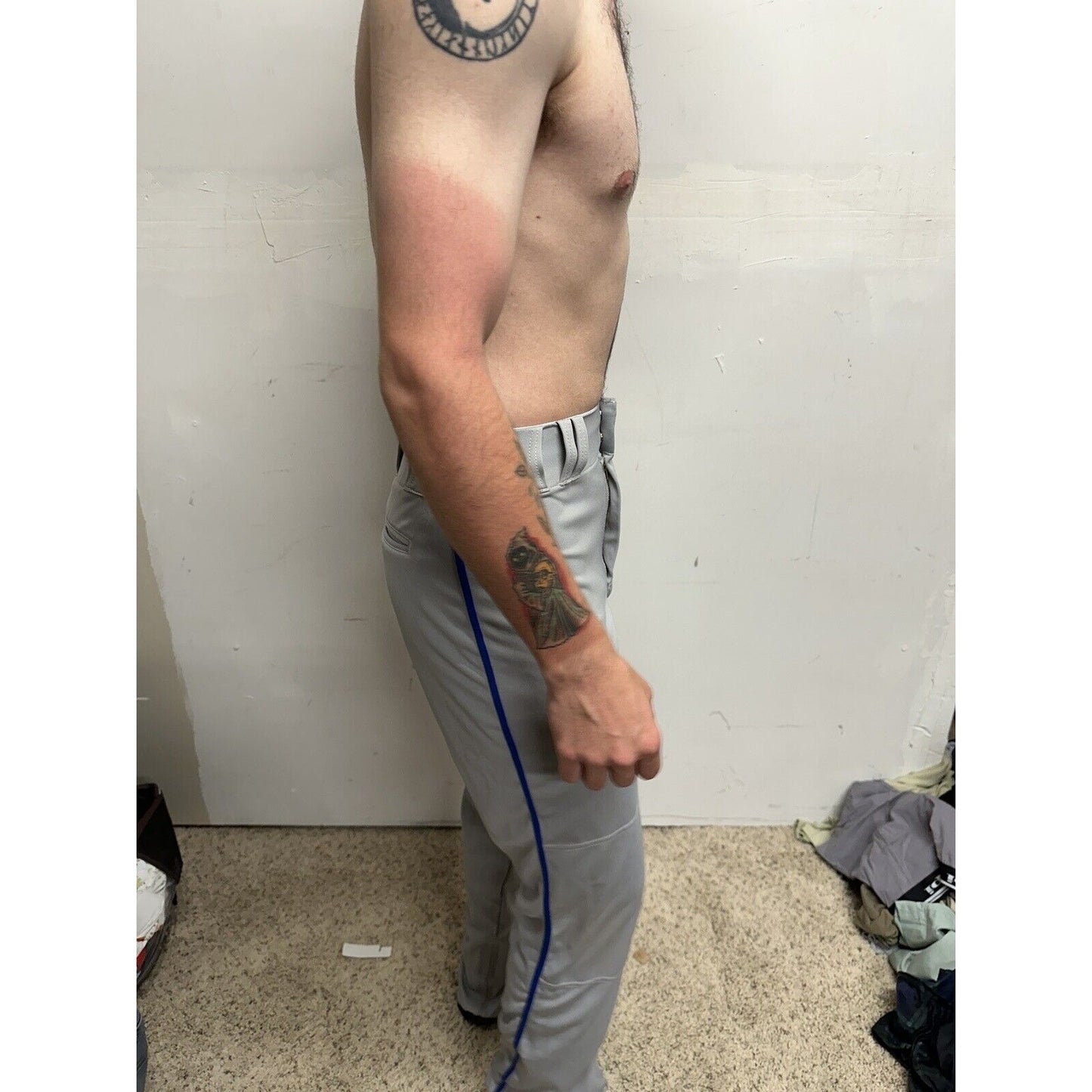 Men’s Gray Champro Adult Medium Baseball Pants With Blue Line