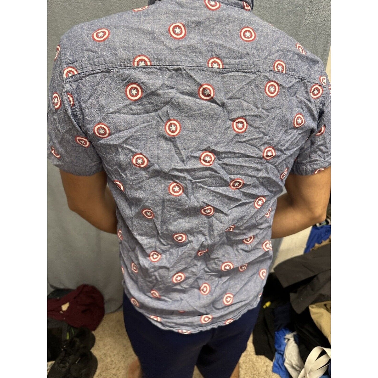 Men’s Button Up Short Sleeve Blue Marvel Small Captain America Shirt