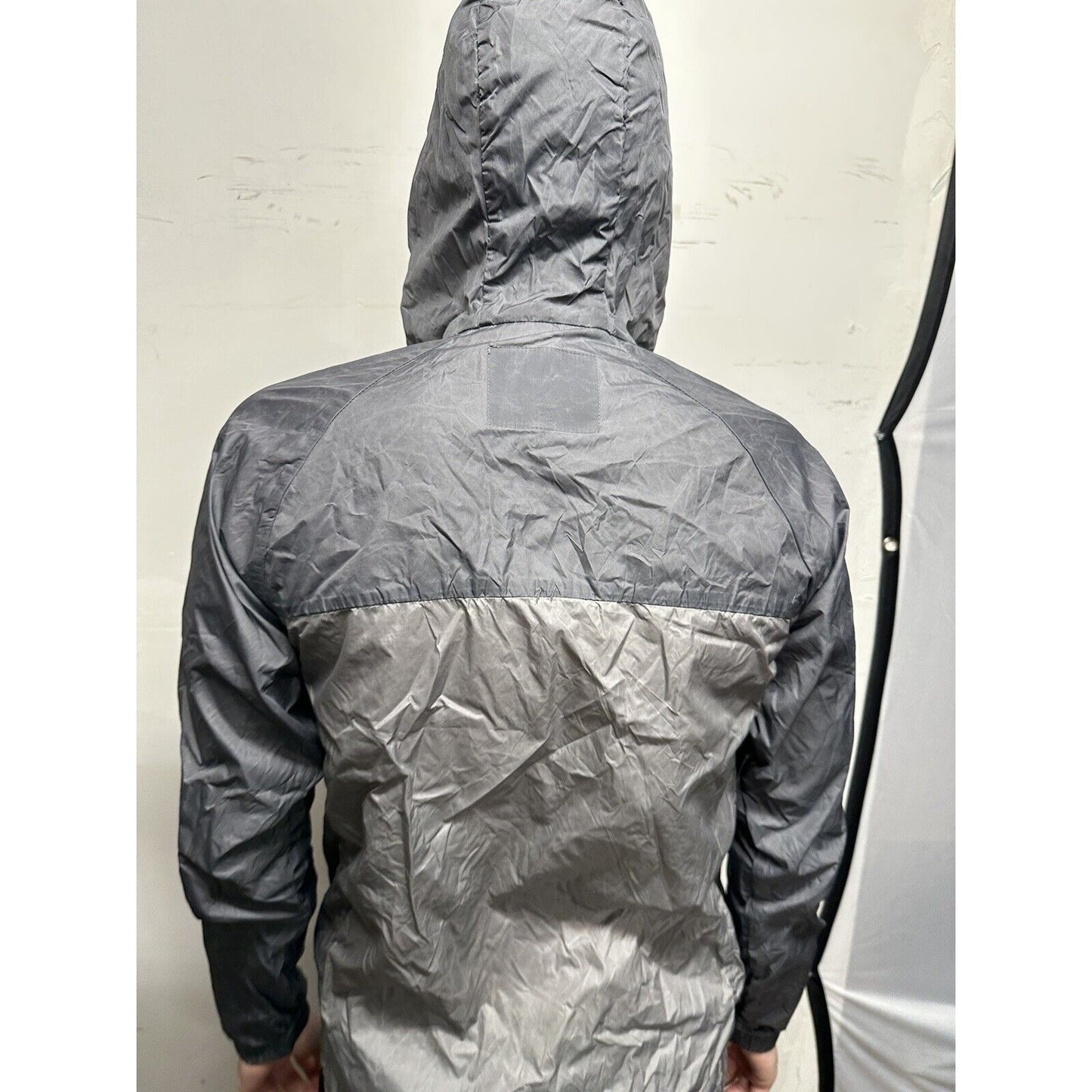 Men’s Gray Medium Tavik Modern Beach Culture Full Zip Hoodie Wind Breaker Nylon