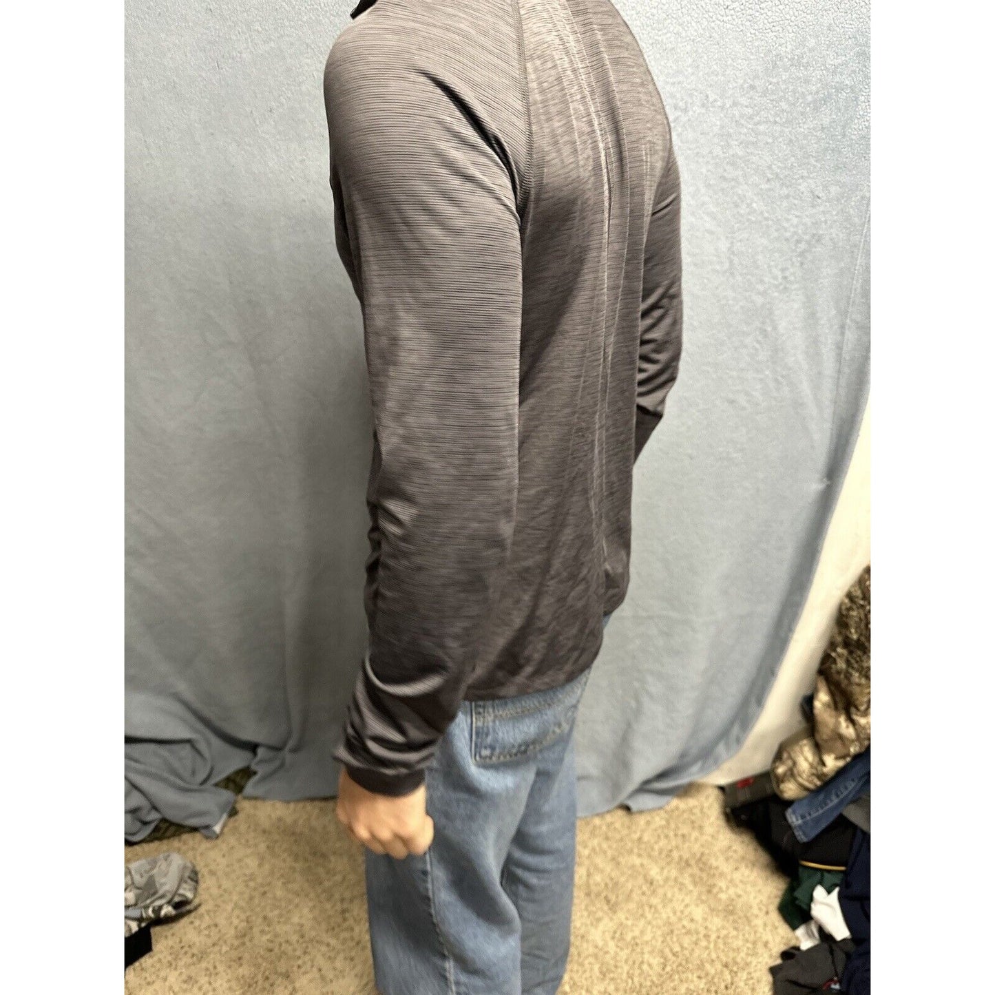 Men’s Gray All In Motion Medium Full Zip Sweater