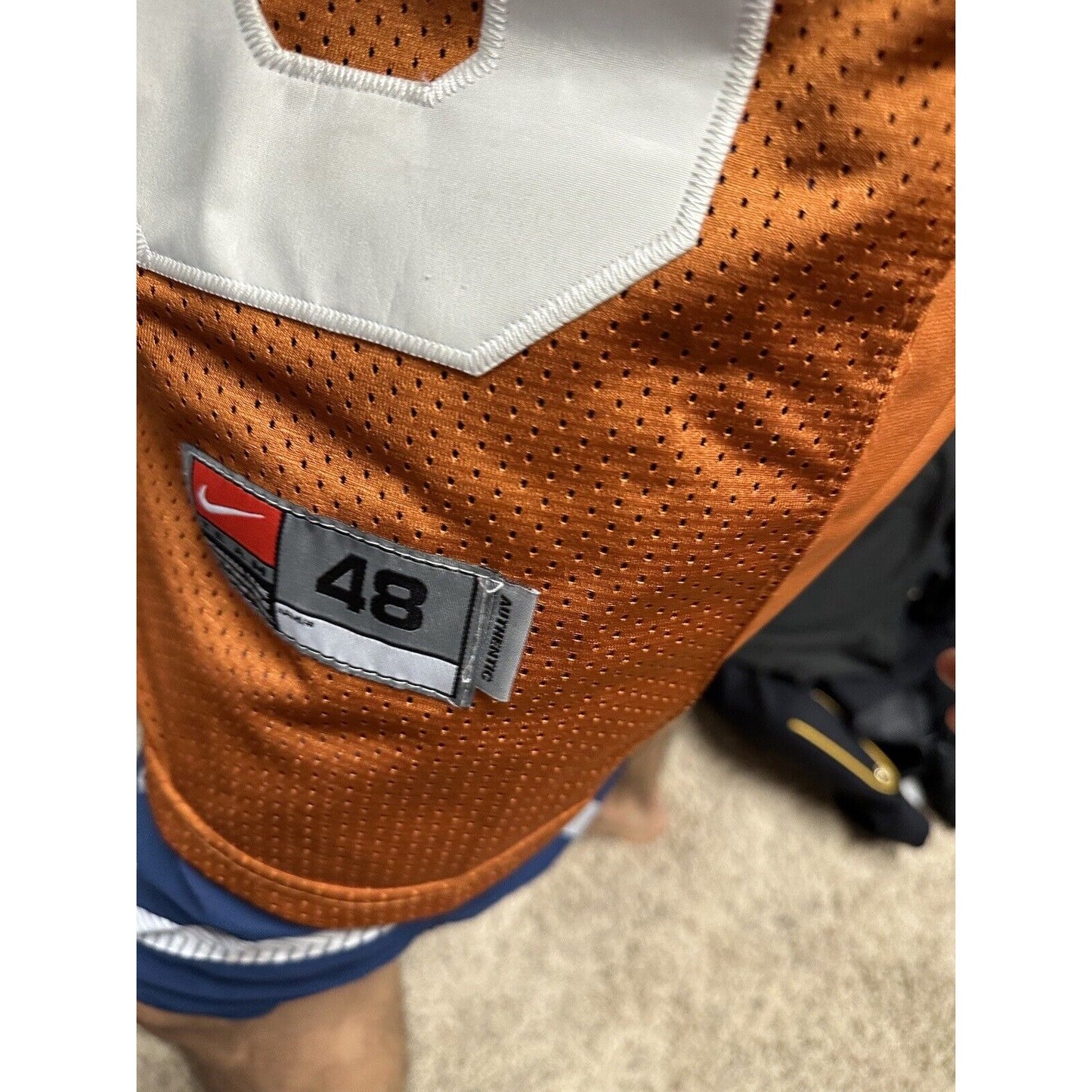 Men’s Texas Longhorns Size 48 Team Nike #25 Football Jersey