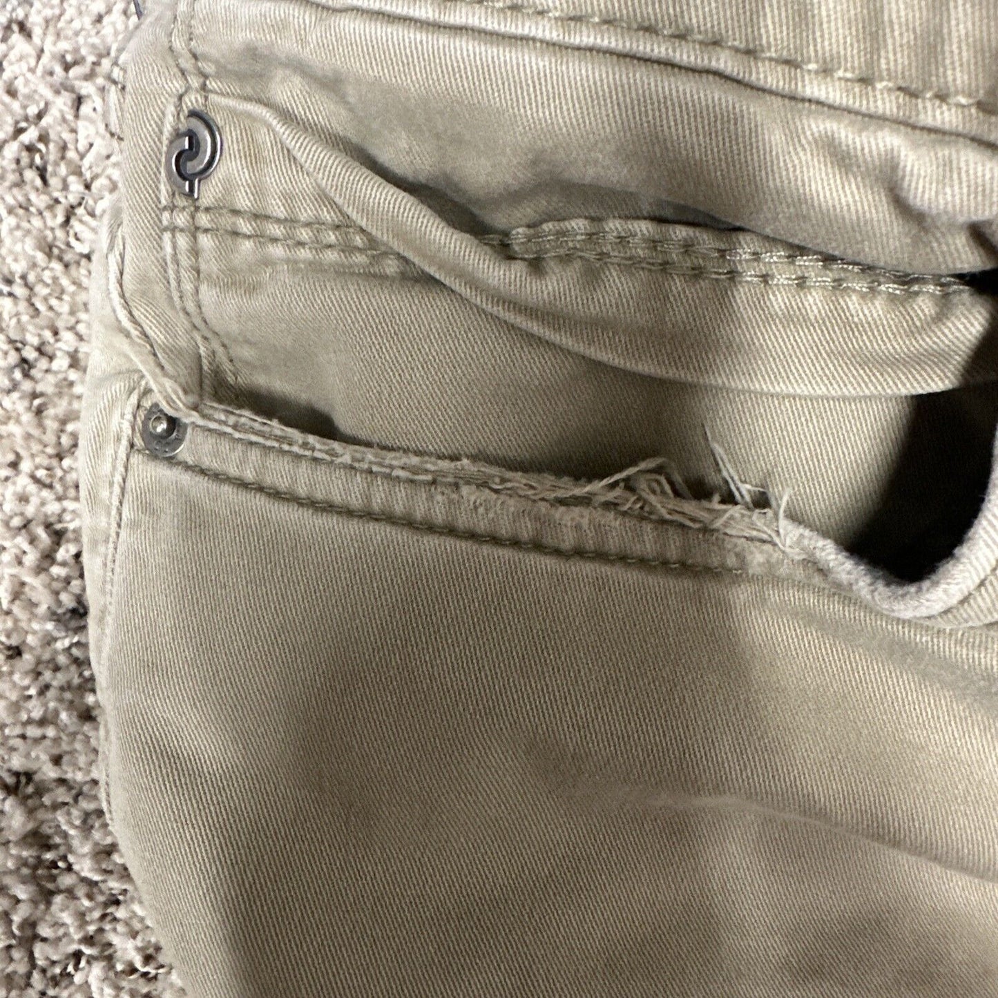 Men’s Khaki Denizen Levi’s 231 Athletic Fit 32”x32”