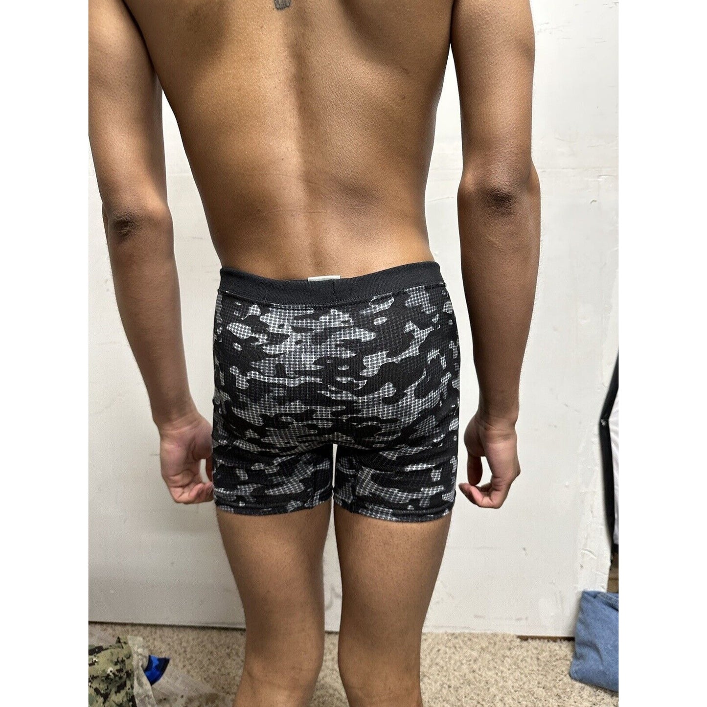 Boys XL black Camo Hanes boxer briefs