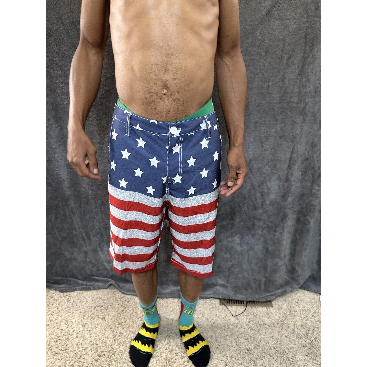 Men’s Palmwave Size 34 Patriotic Board Shorts Poly Spandex 4 Way Stretch