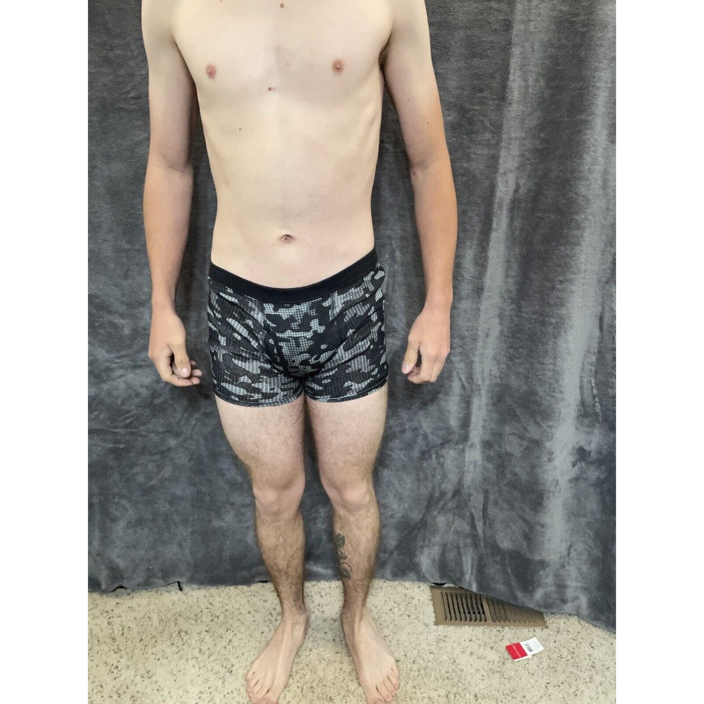 boy's youth XL Dark Gray Camo hanes boxer brief