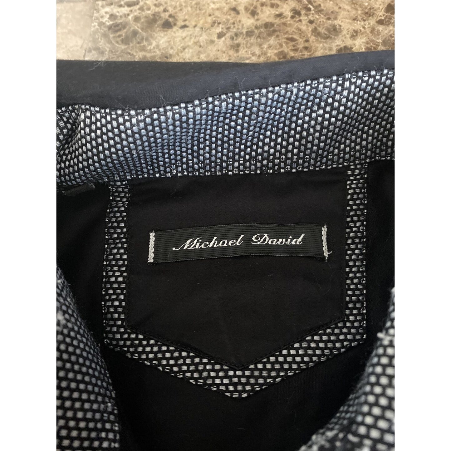 Michael David Men’s Medium Black Button-down Long Sleeves Shirt