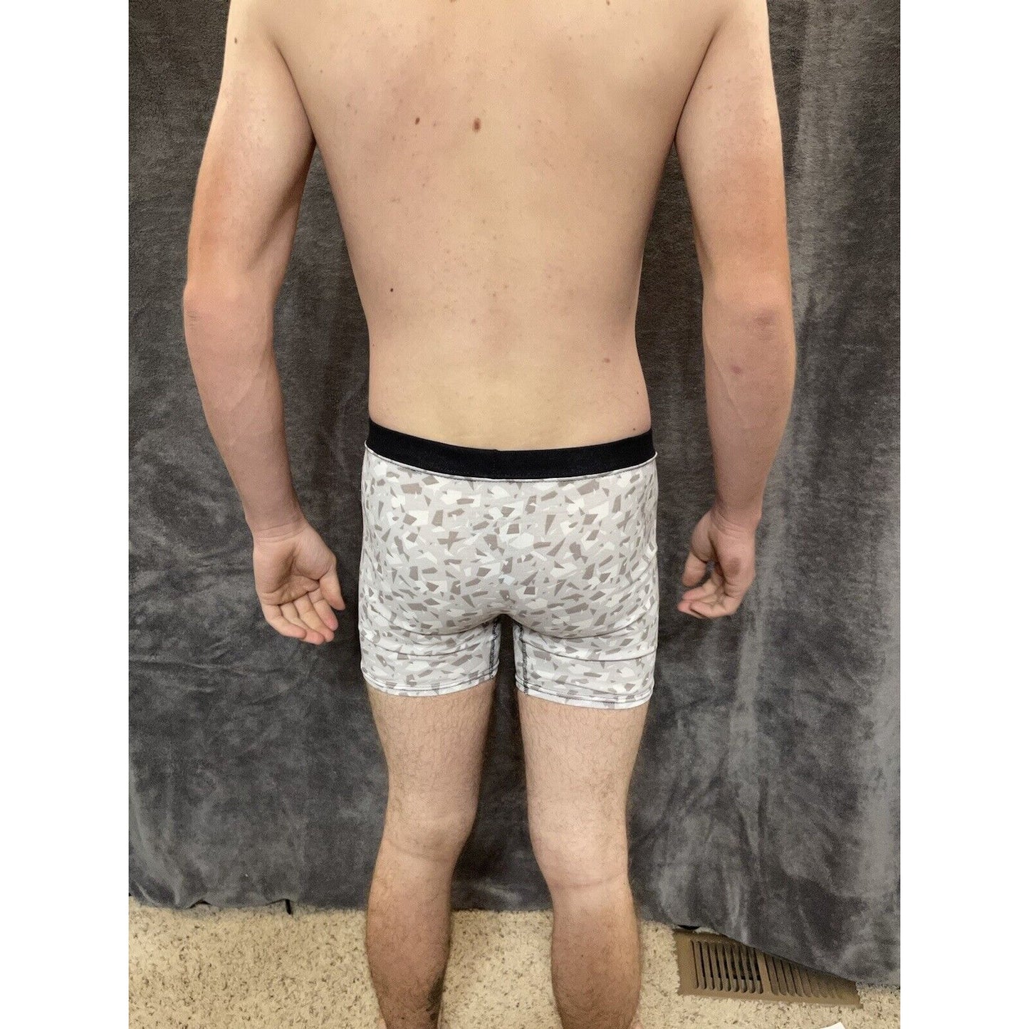 boy's youth XL Light Gray Camo hanes boxer brief