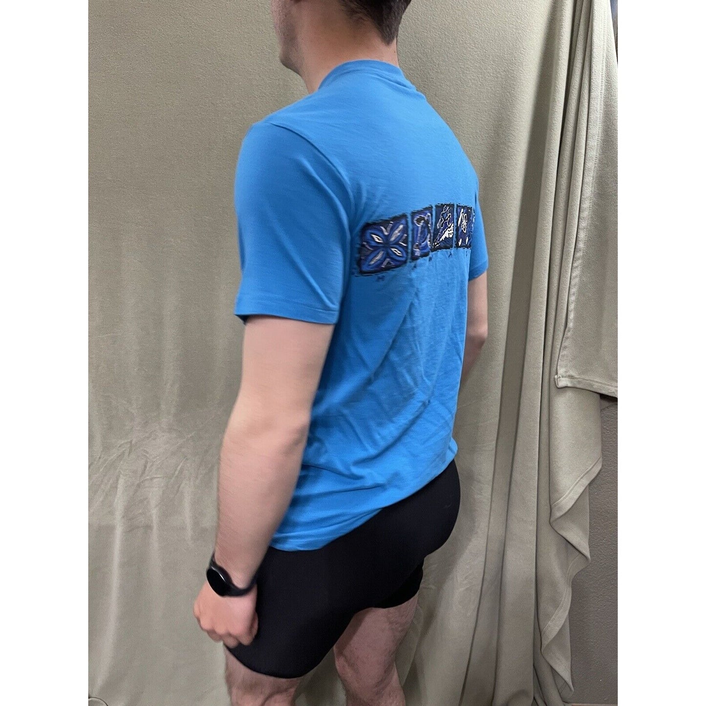 Men’s Startee Medium T-shirt Teal Hawaiian