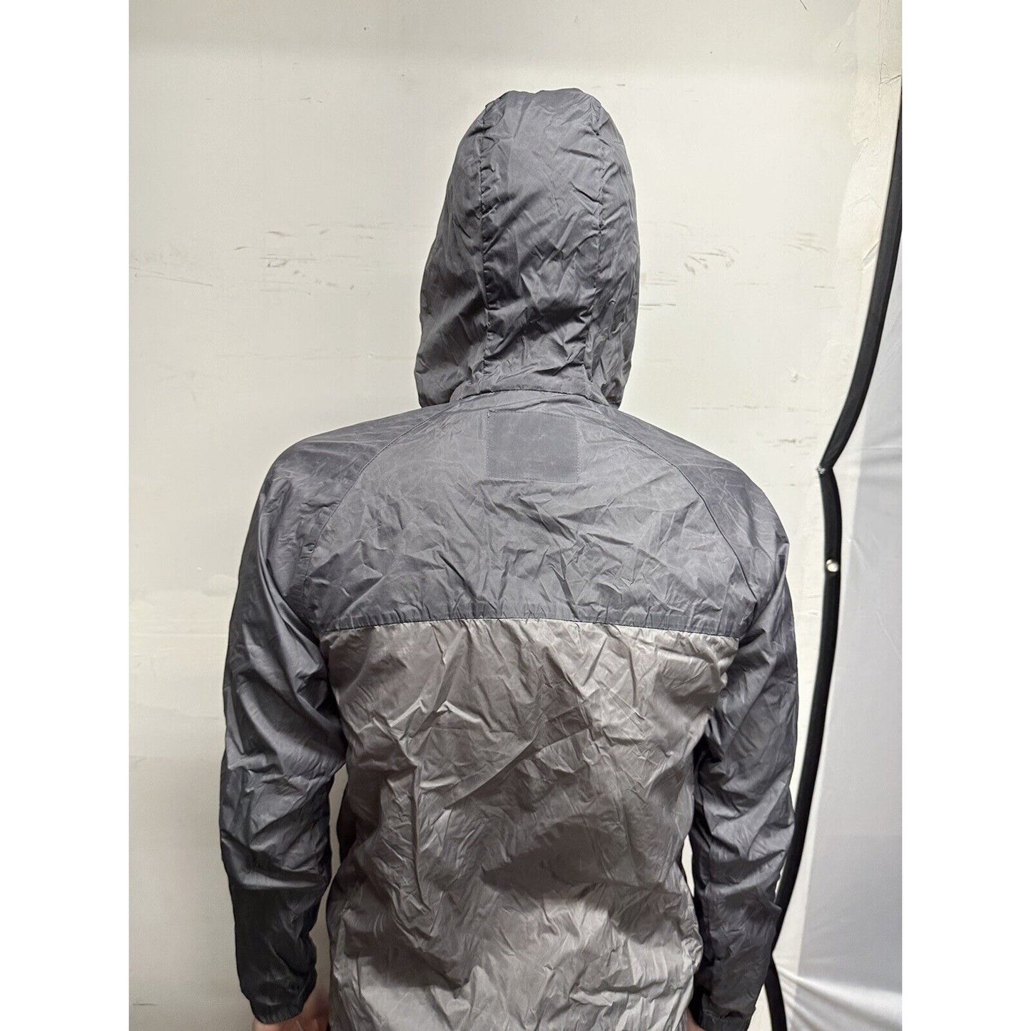 Men’s Gray Medium Tavik Modern Beach Culture Full Zip Hoodie Wind Breaker Nylon